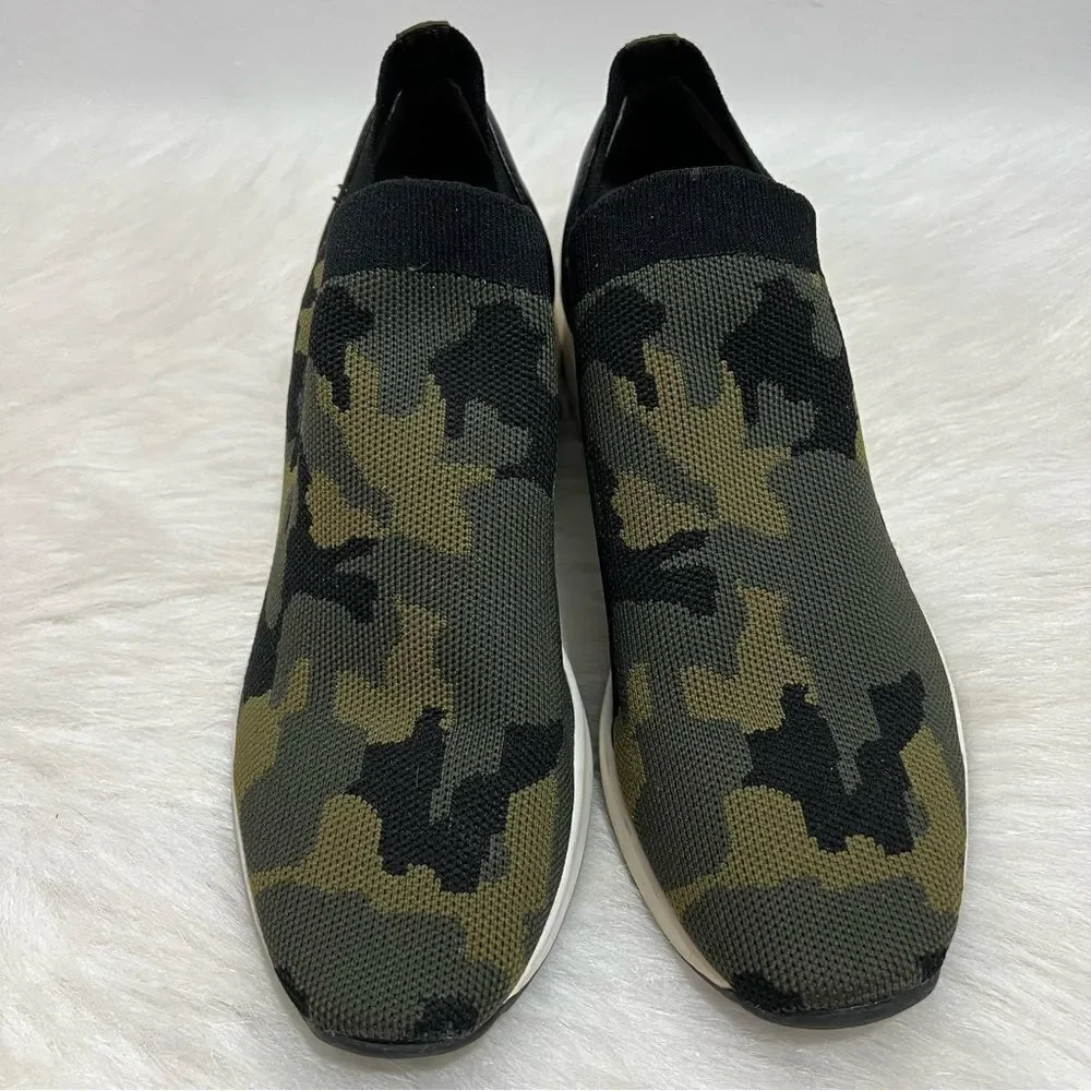 Steve Madden Mykala Camoflage‎ Sneaker -- 9.5